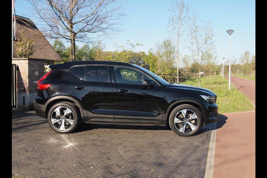 Volvo XC40 Recharge P8 AWD R-Design | SOH 95% | Apple Carplay | Parkeersensoren | Stoel-/Stuurverwarming | Cruise Control | NL-Auto |