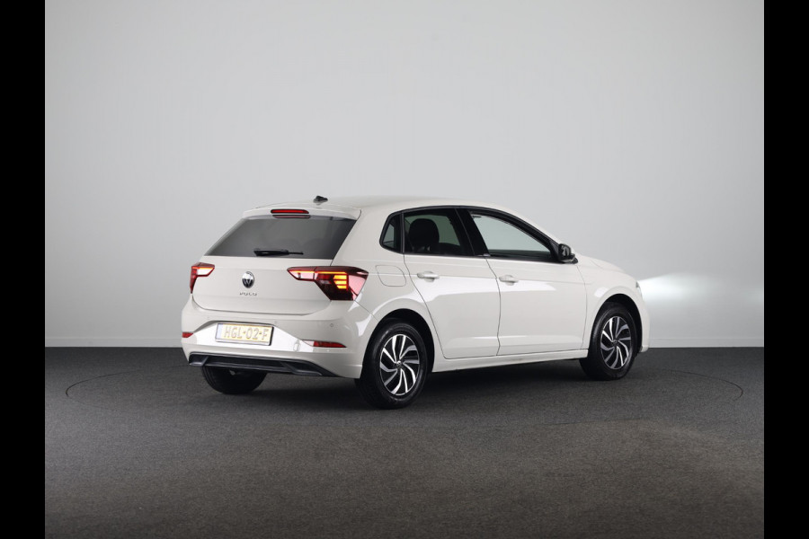 Volkswagen Polo 1.0 TSI Life Edition 95pk 5bak| digital display| Airco| el. inklap spiegels| 15'LM-velgen