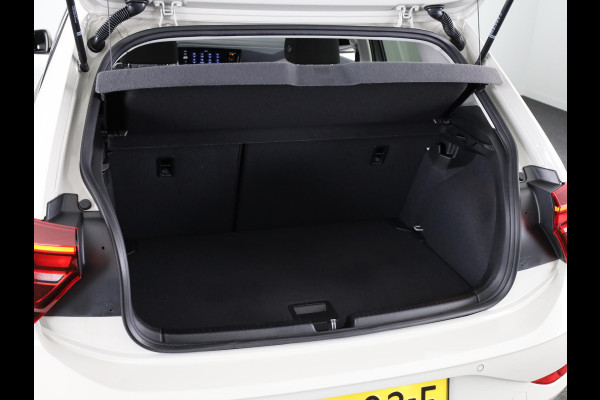Volkswagen Polo 1.0 TSI Life Edition 95pk 5bak| digital display| Airco| el. inklap spiegels| 15'LM-velgen