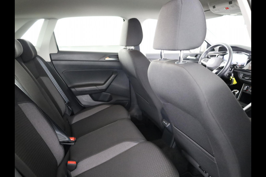 Volkswagen Polo 1.0 TSI Life Edition 95pk 5bak| digital display| Airco| el. inklap spiegels| 15'LM-velgen