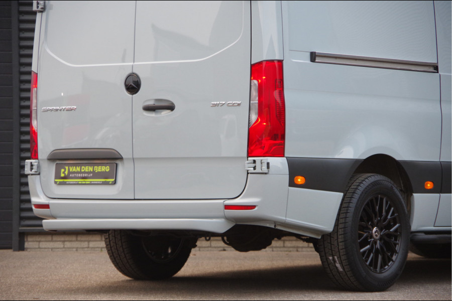 Mercedes-Benz Sprinter 317 1.9 CDI L2H2 3-ZITS, AUT. LED, STOELVERWARMING, STANDKACHEL, GEV. STOEL, CAMERA, CRUISE, NAVI, CLIMA
