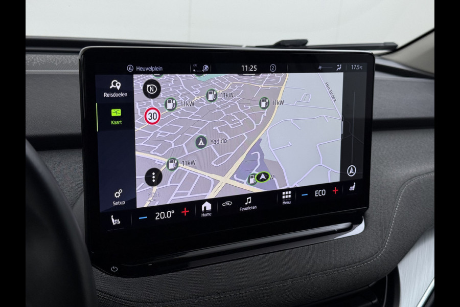 Škoda ENYAQ iV 80 82kwh 204PK Soh 96% Camera 1/2 Leer Apple Carplay Android Warmtepomp First Edition Navi 3-Zone-Ecc 19"lm PDC-a+v Adaptive-Cru Lane-Assist Luxus E-Call Stuurverwarming Led Isofix Keyless-Go DAB Rijstrooksensor Origineel Nederlandse Auto Nieuwprijs €  53.000,-