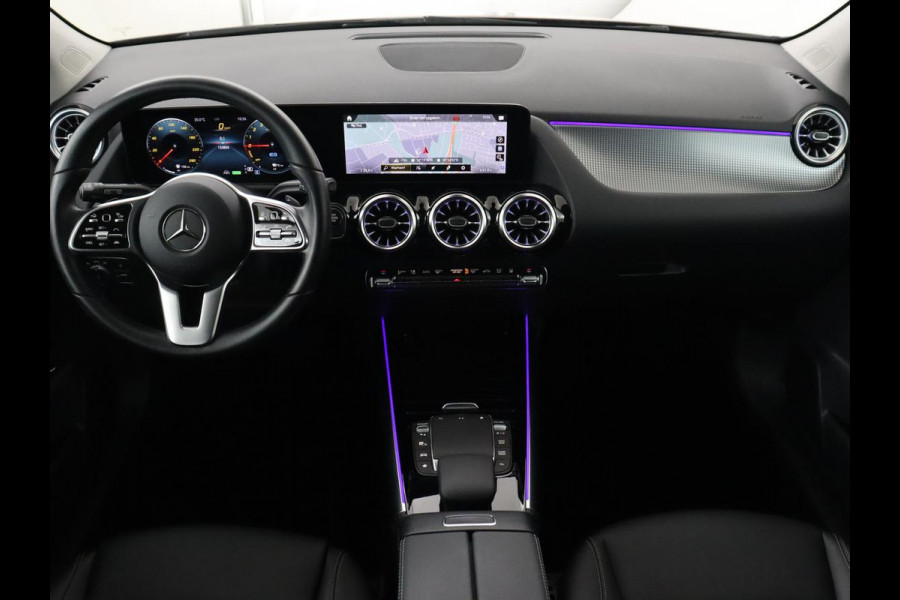 Mercedes-Benz B-Klasse 250e Urban Night | SOH 92% | Adaptive cruise | Stoelverwarming | Camera | Carplay | Sfeerverlichting | Half leder | Full LED | Widescreen | Park Assist | Navigatie | PHEV | Plug In