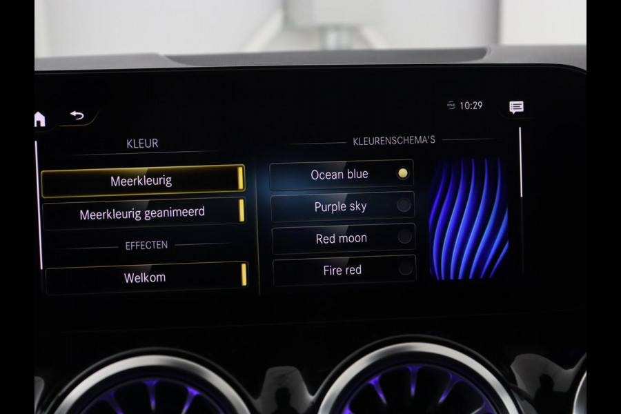 Mercedes-Benz B-Klasse 250e Urban Night | SOH 92% | Adaptive cruise | Stoelverwarming | Camera | Carplay | Sfeerverlichting | Half leder | Full LED | Widescreen | Park Assist | Navigatie | PHEV | Plug In
