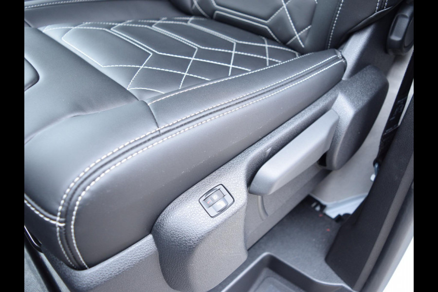 Peugeot e-Expert L3 75 kWh | STX Sport | Lederen bekleding | Spoilerpakket | 18 inch Lichtmetalen velgen | Rondom Camera's | Mooiste bus van NL (!)