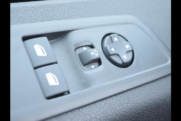 Peugeot e-Expert L3 75 kWh | STX Sport | Lederen bekleding | Spoilerpakket | 18 inch Lichtmetalen velgen | Rondom Camera's | Mooiste bus van NL (!)