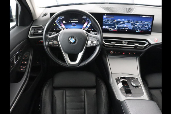 BMW 3 Serie 318i | Leder | Adaptive cruise | Stoelverwarming | Memory | Live Cockpit | Sportstoelen | Carplay | Keyless | Trekhaak | Parkeerhulp | Climate control | Full LED | Origineel NL