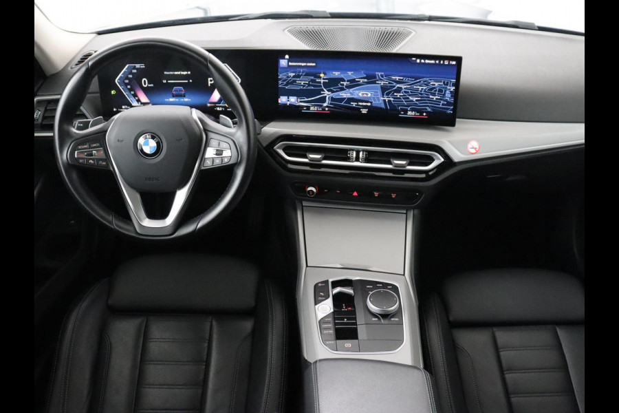 BMW 3 Serie 318i | Leder | Adaptive cruise | Stoelverwarming | Memory | Live Cockpit | Sportstoelen | Carplay | Keyless | Trekhaak | Parkeerhulp | Climate control | Full LED | Origineel NL