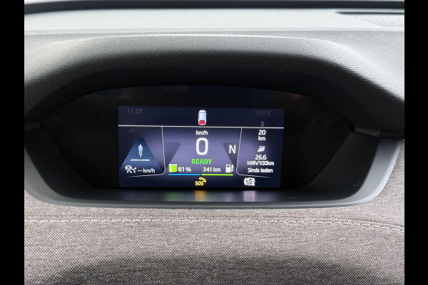 Škoda ENYAQ iV 80 82kwh 204PK Soh 95% Pano-Dak Camera Apple Carplay Android First Edition Navi 3-Zone-Ecc 19"lm PDC-a+v Adaptive-Cruise Lane-Assist Luxus E-Call Stuurverwarming Led Isofix Keyless-Go DAB Rijstrooksensor Origineel Nederlandse Auto Nieuwprijs €  53.000,-