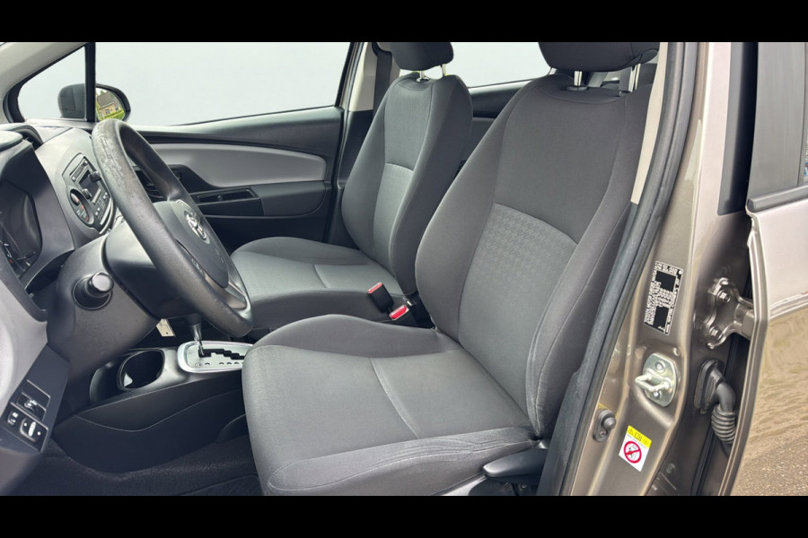 Toyota Yaris 1.5 Hybrid Aspiration climaat control