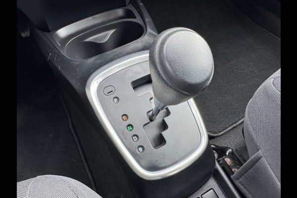 Toyota Yaris 1.5 Hybrid Aspiration climaat control