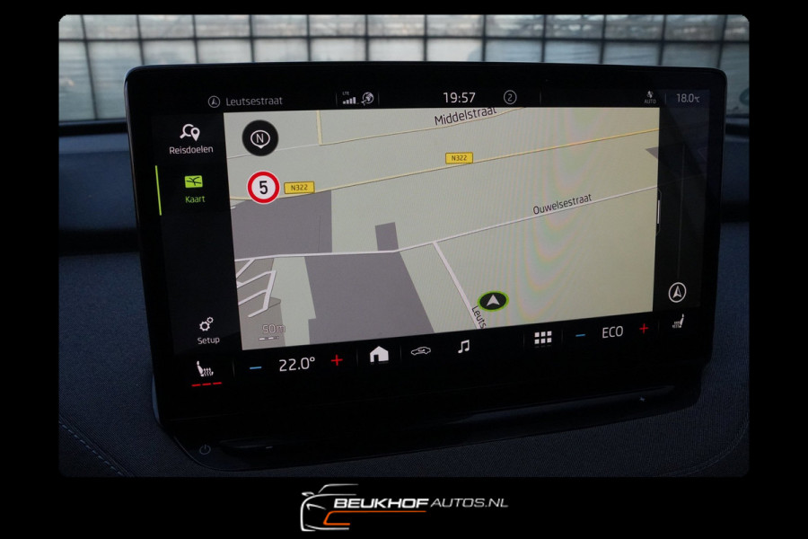 Škoda ENYAQ iV 60 Carplay Navi Pano Leer Camera Soh 93.5%