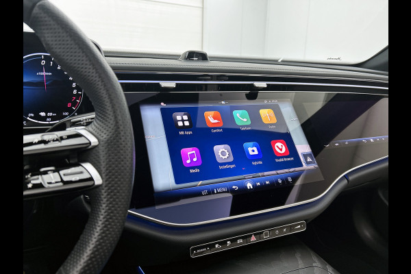 Mercedes-Benz E-Klasse 300 e AMG Plug-In Hybride AMG Line | Night Pakket | Panorama Schuif-Kanteldak | MBUX Superscreen | Burmester®  | 20 Inch AMG Velgen. Inclusief 24 maanden MB Certified garantie voor Europa.