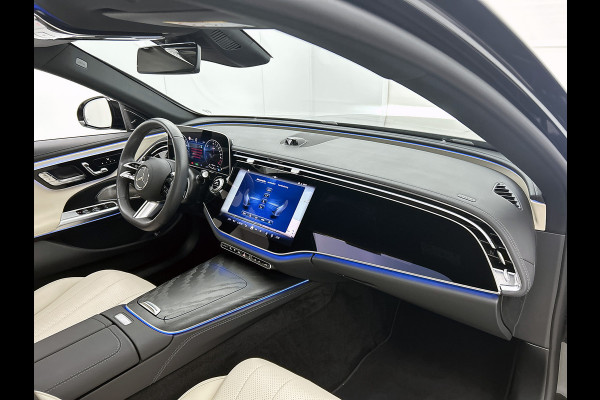 Mercedes-Benz E-Klasse 300 e AMG Plug-In Hybride AMG Line | Night Pakket | Panorama Schuif-Kanteldak | MBUX Superscreen | Burmester®  | 20 Inch AMG Velgen. Inclusief 24 maanden MB Certified garantie voor Europa.