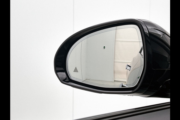 Mercedes-Benz E-Klasse 300 e AMG Plug-In Hybride AMG Line | Night Pakket | Panorama Schuif-Kanteldak | MBUX Superscreen | Burmester®  | 20 Inch AMG Velgen. Inclusief 24 maanden MB Certified garantie voor Europa.