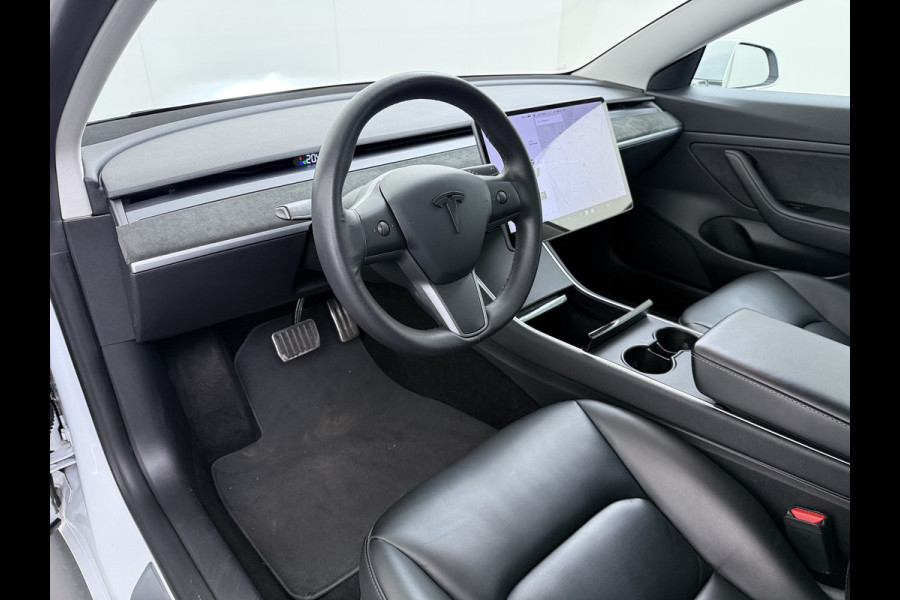 Tesla Model 3 RWD LFP-Accu SR plus Soh 91% 325PK Lmv 18" AutoPilot FSD Leder Panoramadak Adaptive-Cruise Camera's Elektr.-Stuur+Stoelen+Spiege Navi LED Comfortstoelen ACC DAB Voorverwarmen interieur via App Keyless One-Pedal-Drive Origineel Nederlandse auto tot 11kw laden thuis!