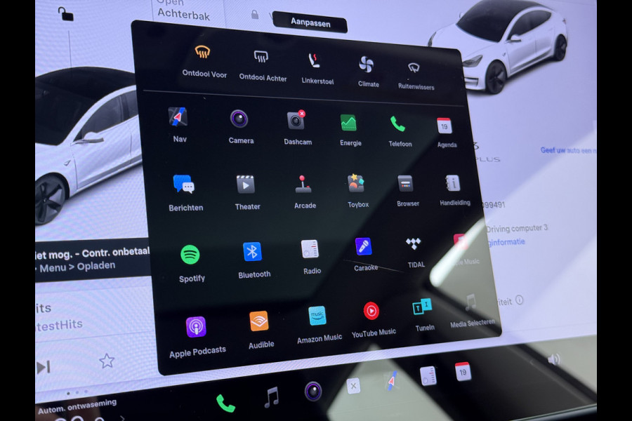Tesla Model 3 RWD LFP-Accu SR plus Soh 91% 325PK Lmv 18" AutoPilot FSD Leder Panoramadak Adaptive-Cruise Camera's Elektr.-Stuur+Stoelen+Spiege Navi LED Comfortstoelen ACC DAB Voorverwarmen interieur via App Keyless One-Pedal-Drive Origineel Nederlandse auto tot 11kw laden thuis!