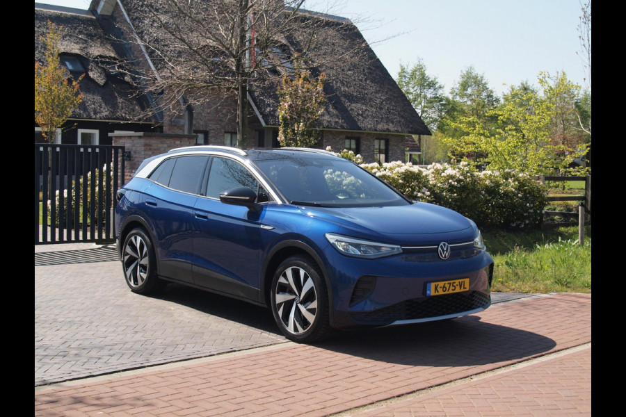 Volkswagen ID.4 First 77 kWh | Camera | Trekhaak | Sfeerverlichting | Apple Carplay | Cruise Control |