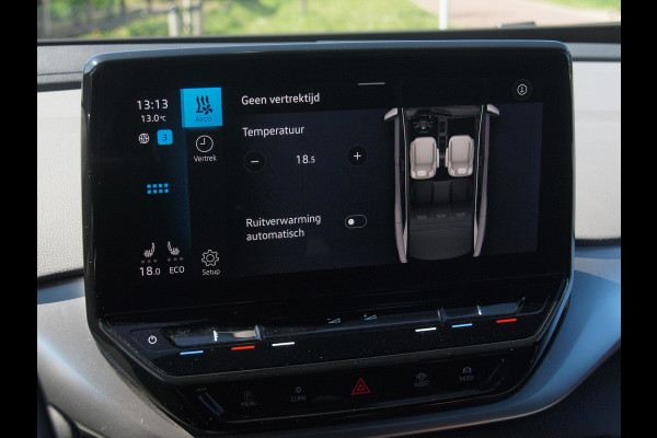 Volkswagen ID.4 First 77 kWh | Camera | Trekhaak | Sfeerverlichting | Apple Carplay | Cruise Control |