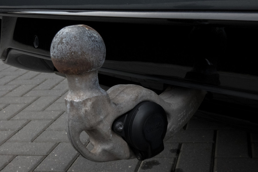 Volkswagen Tiguan 1.4 TSI eHybrid R-Line Business+ | PANORAMADAK | TREKHAAK | STOELVERWARMING | CAMERA