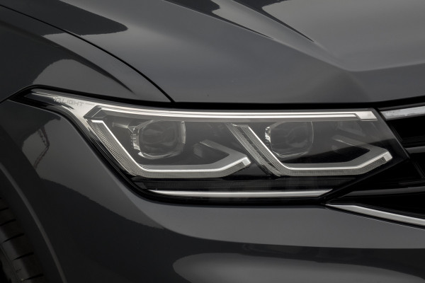 Volkswagen Tiguan 1.4 TSI eHybrid R-Line Business+ | PANORAMADAK | TREKHAAK | STOELVERWARMING | CAMERA