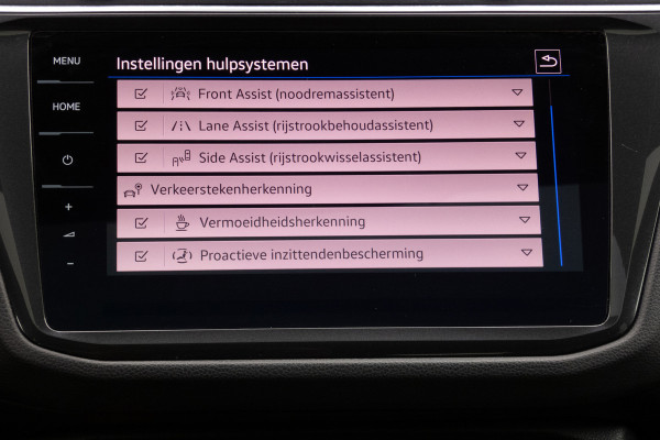Volkswagen Tiguan 1.4 TSI eHybrid R-Line Business+ | PANORAMADAK | TREKHAAK | STOELVERWARMING | CAMERA