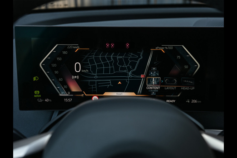 BMW iX xDrive45 101 kWh | NL-auto | Comfort access | Soft close | Iconic glow | Adaptive led | Sky lounge | Driving assistant prof. | Dab+ | Harman/kardon |