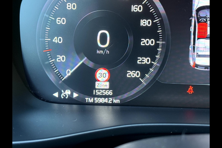 Volvo XC40 2.0 T4 190pk R-Design Navi, Camera,