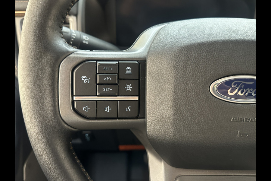 Ford USA F-150 LIGHTNING Lariat