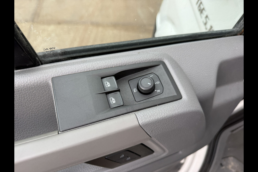 MAN TGE 5.160 2.0 TDI Automaat Laadklep Dubbellucht Airco Cruise Control Carplay Navigatie Bakwagen Koffer Meubelbak