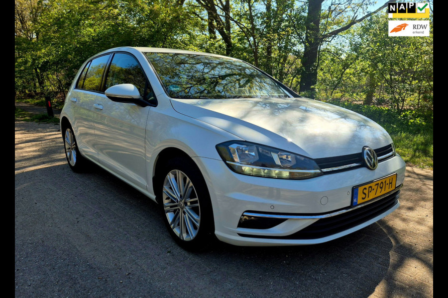 Volkswagen Golf 1.0 TSI Comfortline / Navigatie / Climate Control