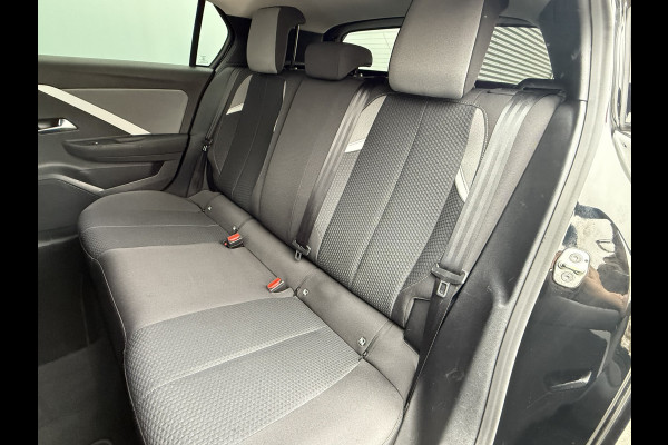 Opel Astra BWJ 12-2022 | 1.2 131PK! Bus. Edition | CAMERA | NAVI | CLIMA | CARPLAY | AD CRUISE | PDC 2X | STOELVERW | STUURWIELVERW |
