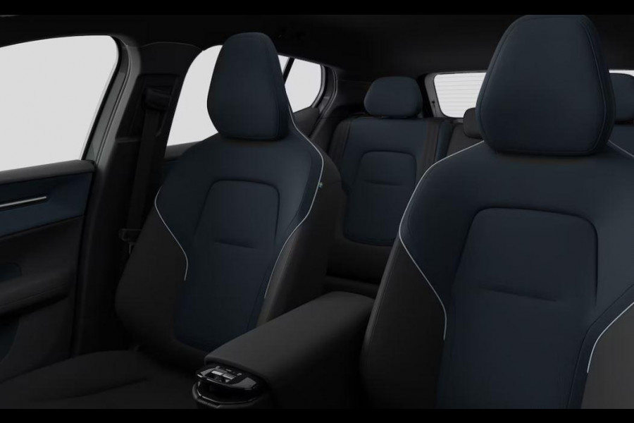 Volvo EX30 Single Motor Extended Range Plus Europa 69 kWh / Extra getint glas / Stoelverwarming / Stuurverwarming / Achteruitrijcamera / Elektrisch verstelbare stoelen / 20" velgen