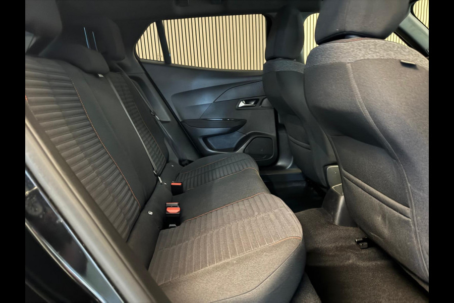 Peugeot 2008 1.2 PureTech 130PK Active Pack | Carplay | Camera | Stoelverw. | Incl. garantie