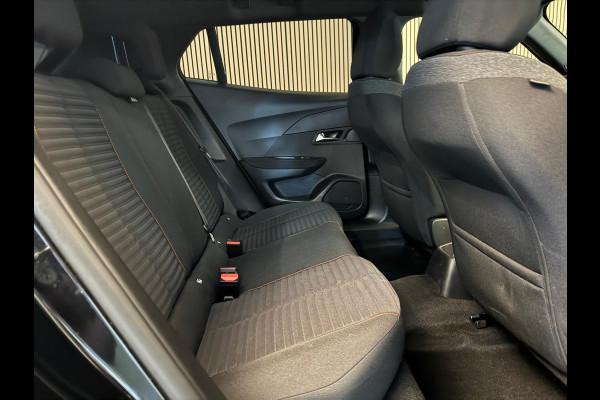 Peugeot 2008 1.2 PureTech 130PK Active Pack | Carplay | Camera | Stoelverw. | Incl. garantie