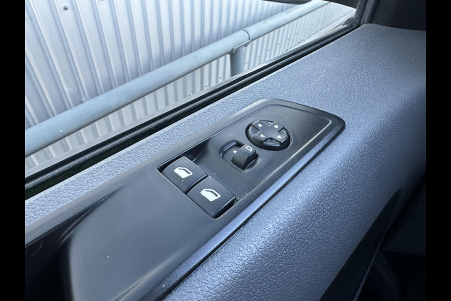 Peugeot Expert 1.5 BlueHDI 100 Premium*A/C*PDC*CRUISE*3PERS.*