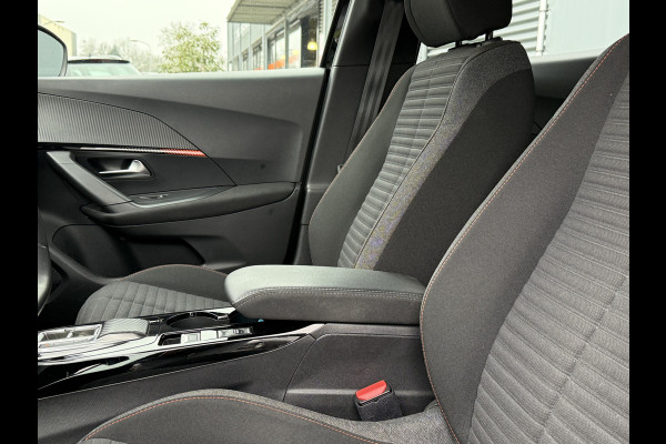 Peugeot e-2008 BWJ 2022 | 136PK EV Active SOH90% Pack 50 kWh | CLIMA | CAMERA | CARPLAY | NAVI | CRUISE | LMV |