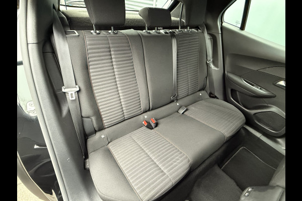 Peugeot e-2008 BWJ 2022 | 136PK EV Active SOH90% Pack 50 kWh | CLIMA | CAMERA | CARPLAY | NAVI | CRUISE | LMV |