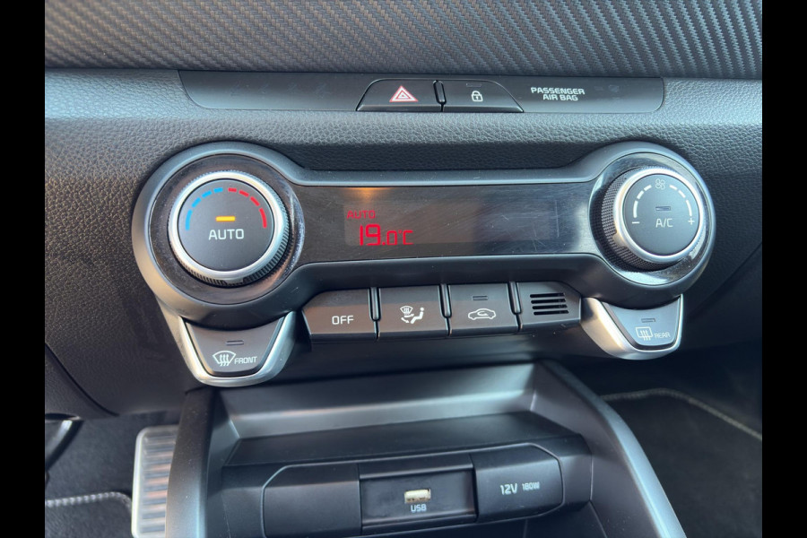 Kia Stonic 1.0 T-GDi MHEV GT-Line Automaat Cruise | Start/Stop | Half-leder | Stoel- en Stuurverwarming | LED | Camera | LMV |