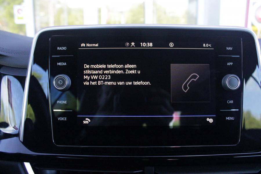Volkswagen T-Roc Cabrio 1.5 TSI 150PK AUTOMAAT R-LINE BLACK STYLE | AFNEEMBARE TREKHAAK | ACHTERUITRIJCAMERA | NAVIGATIE  | IQ LIGHT MATRIX KOPLAMPEN | DAB+ RADIO | DRAADLOOS APPLE CARPLAY/ANDROID AUTO | ADAPTIVE CRUISE CONTROL | STOEL/STUUR VERWARMING | 18" LICHTMETALEN VELGEN BLACK | PARKEERSENSOREN VOOR + ACHTER | VIRTUAL COCKPIT | DODEHOEK DETECTIE | R-LINE BEKLEDING | DAB+ RADIO |
