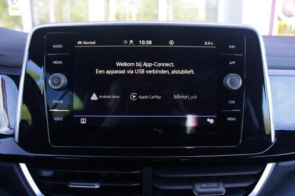Volkswagen T-Roc Cabrio 1.5 TSI 150PK AUTOMAAT R-LINE BLACK STYLE | AFNEEMBARE TREKHAAK | ACHTERUITRIJCAMERA | NAVIGATIE  | IQ LIGHT MATRIX KOPLAMPEN | DAB+ RADIO | DRAADLOOS APPLE CARPLAY/ANDROID AUTO | ADAPTIVE CRUISE CONTROL | STOEL/STUUR VERWARMING | 18" LICHTMETALEN VELGEN BLACK | PARKEERSENSOREN VOOR + ACHTER | VIRTUAL COCKPIT | DODEHOEK DETECTIE | R-LINE BEKLEDING | DAB+ RADIO |