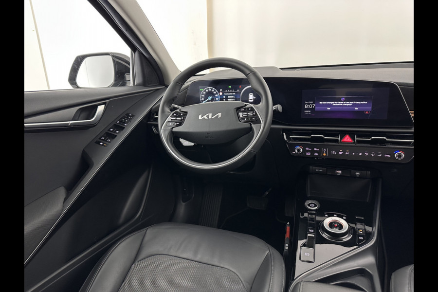 Kia Niro EV DynamicLine 64.8 kWh [ 3-Fase ] {SOH-100%} (INCL.BTW) *LEATHER-FABRIC | ADAPTIVE-CRUISE | DIGI-COCKPIT | KEYLESS | CAMERA | DAB | COMFORT-SEATS | SHIFT-PADDLES | ECC | PDC | 17''ALU*