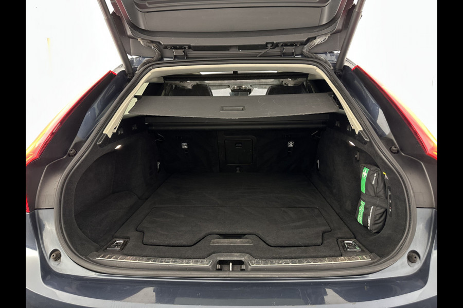 Volvo V90 2.0 D4 Momentum Pro (INCL-BTW) Aut. *PANO | LEATHER | HEAD-UP | FULL-LED | MEMORY-PACK | HEATED-SPORTSEATS | BLINDSPOT | CAMERA | KEYLESS | DIGI-COCKPIT | PRIVACY-GLASS | NAVI-FULLMAP | ECC | LANE-ASSIST | 17"AL