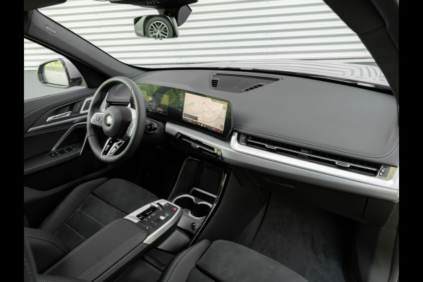 BMW X1 sDrive18i M-Sport - Pano - Memoryzetel - Trekhaak - Harman Kardon