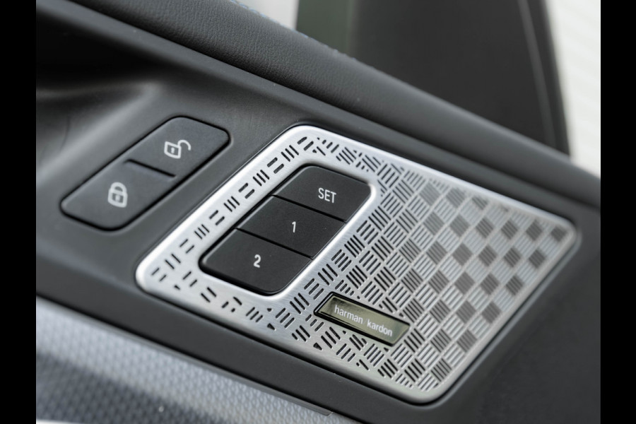 BMW X1 sDrive18i M-Sport - Pano - Memoryzetel - Trekhaak - Harman Kardon