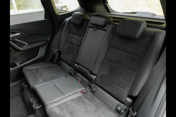 BMW X1 sDrive18i M-Sport - Pano - Memoryzetel - Trekhaak - Harman Kardon
