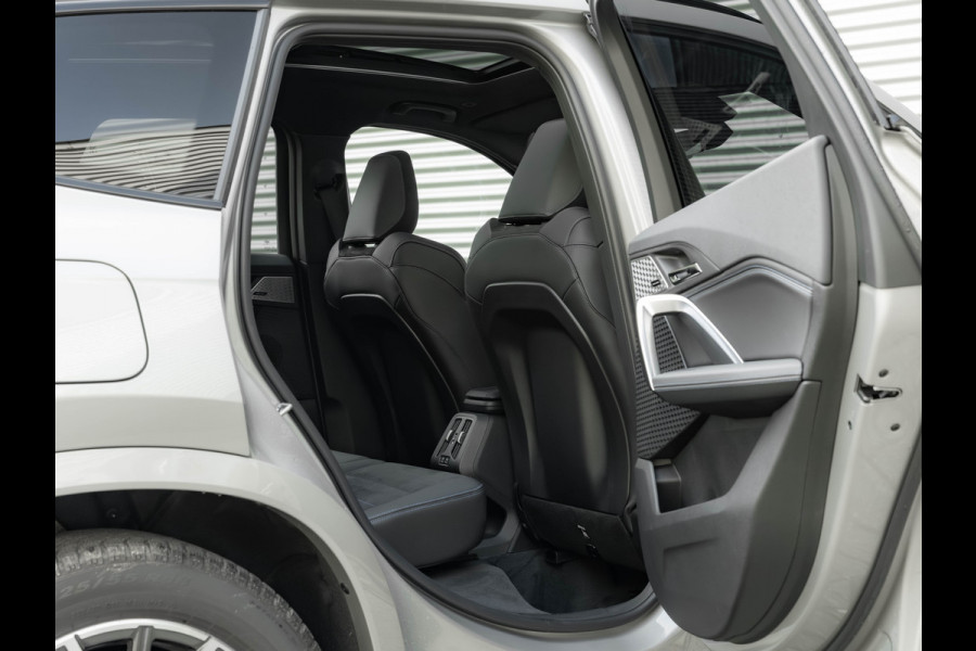 BMW X1 sDrive18i M-Sport - Pano - Memoryzetel - Trekhaak - Harman Kardon