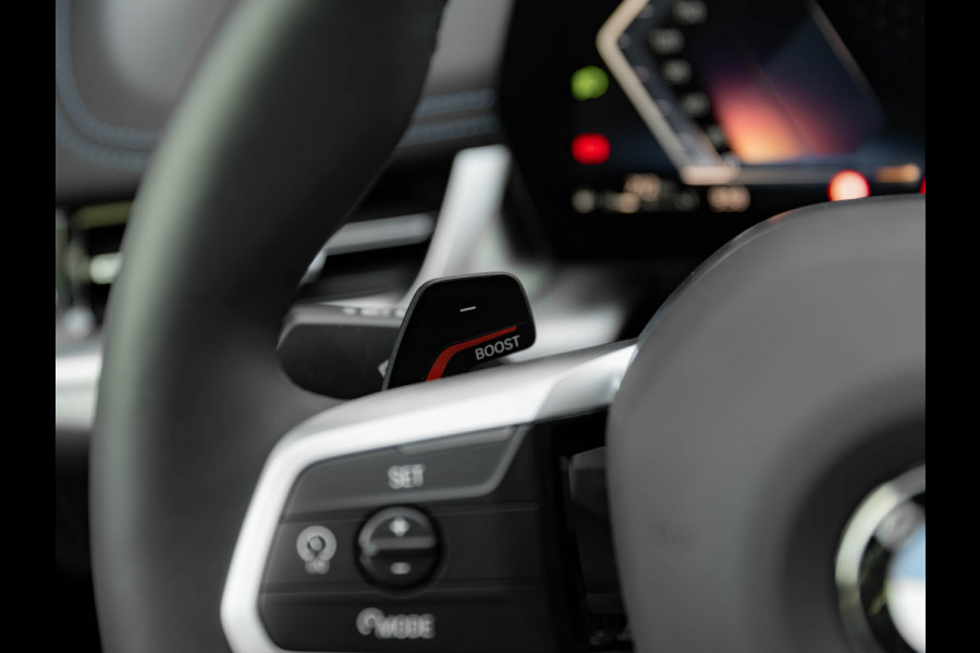 BMW X1 sDrive18i M-Sport - Pano - Memoryzetel - Trekhaak - Harman Kardon