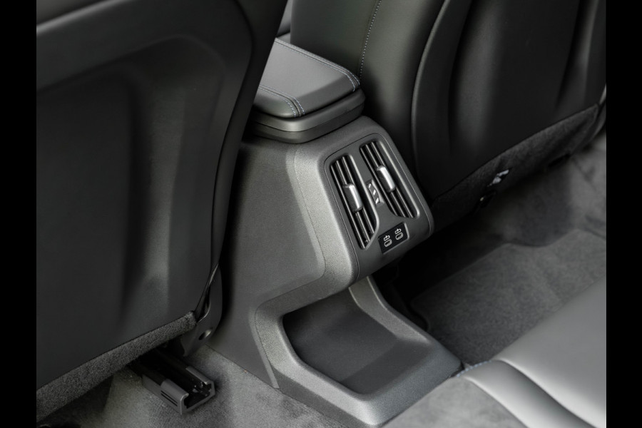 BMW X1 sDrive18i M-Sport - Pano - Memoryzetel - Trekhaak - Harman Kardon
