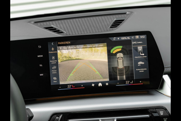 BMW X1 sDrive18i M-Sport - Pano - Memoryzetel - Trekhaak - Harman Kardon